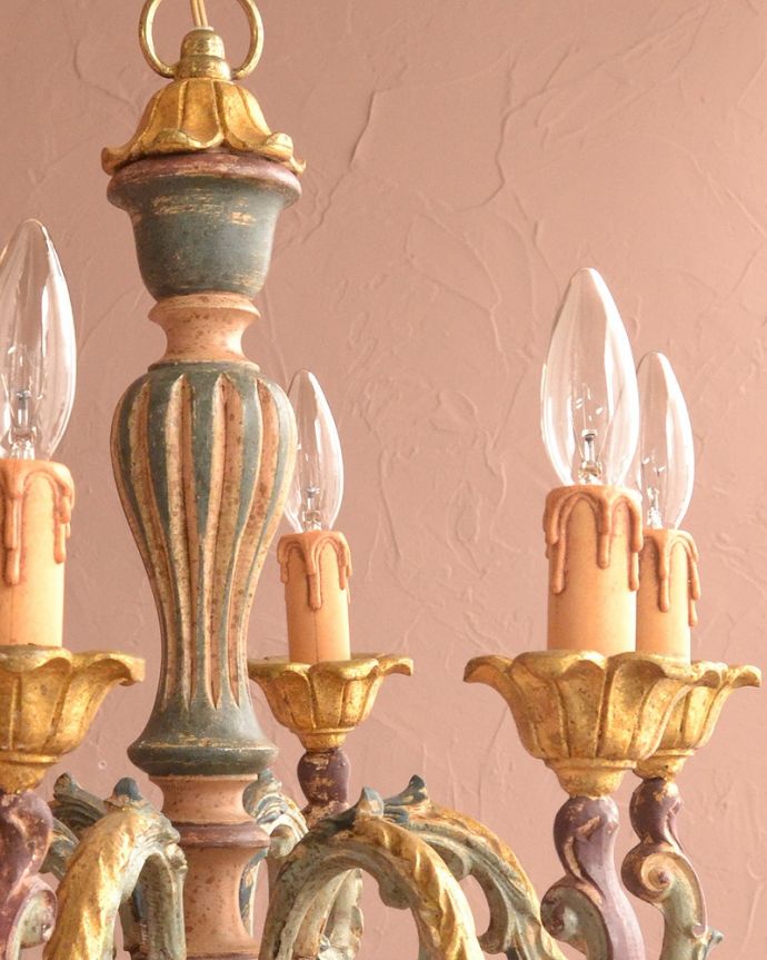 シャンデリア　照明・ライティング　フランスで見つけたアンティーク風のシャンデリア（6灯）（Ｅ17シャンデリア球） 。。(h-391-z)