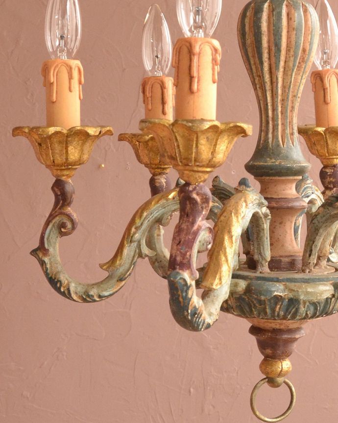 シャンデリア　照明・ライティング　フランスで見つけたアンティーク風のシャンデリア（6灯）（Ｅ17シャンデリア球） 。。(h-391-z)