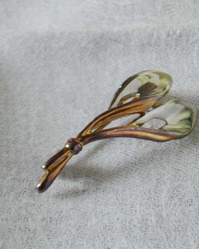 アンティーク その他の雑貨 アンティーク雑貨 イギリスで見つけた小さなアンティークブローチ、アクセサリー。年月を重ねた大人の雰囲気現代作られたものとは、なんだか雰囲気が違うアンティークのアクセサリー。(h-489-z)