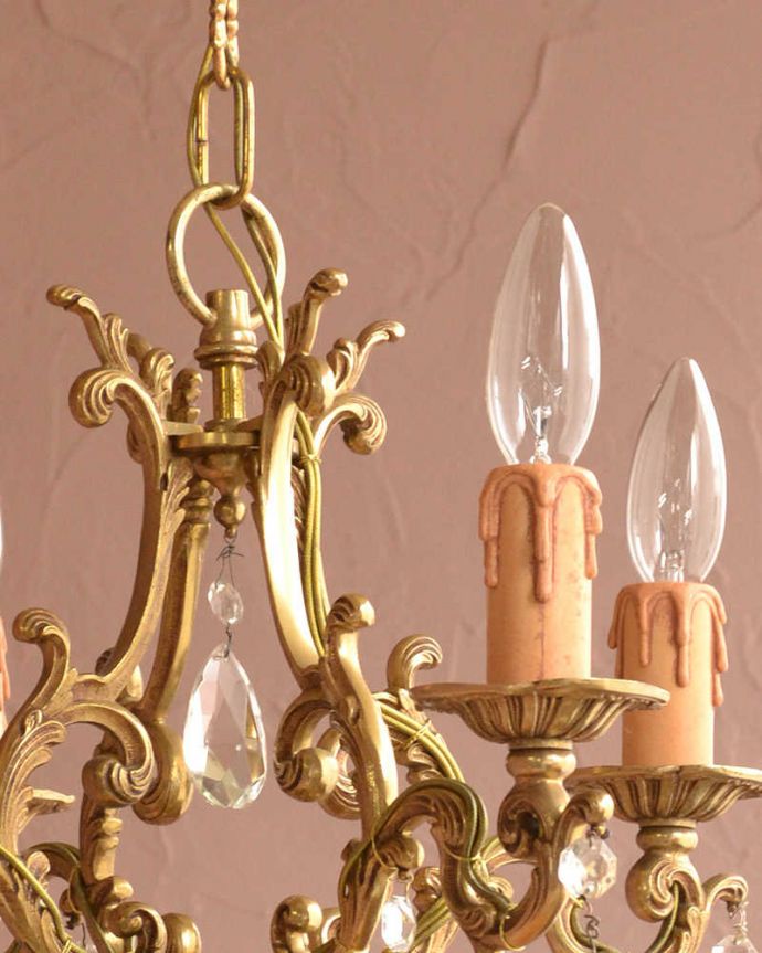 シャンデリア　照明・ライティング　ガラスドロップ×真鍮製アンティークシャンデリア（4灯）（Ｅ17シャンデリア球付） 。。(h-727-z)