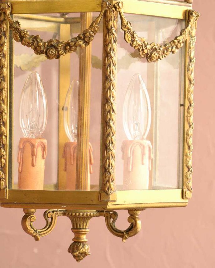 アンティークのシャンデリア