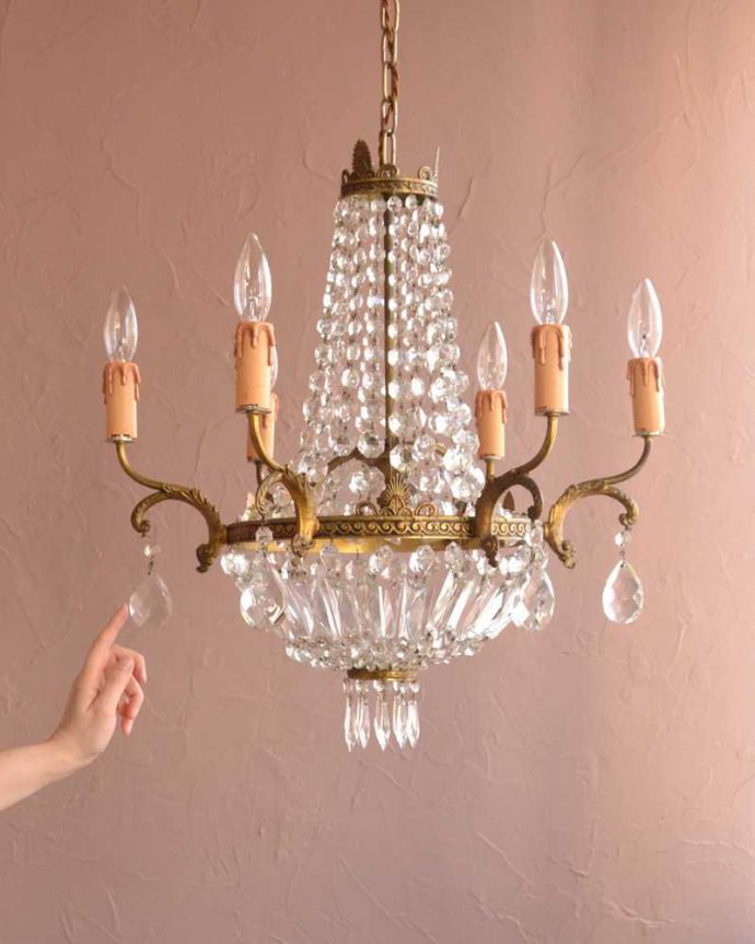 シャンデリアの灯り