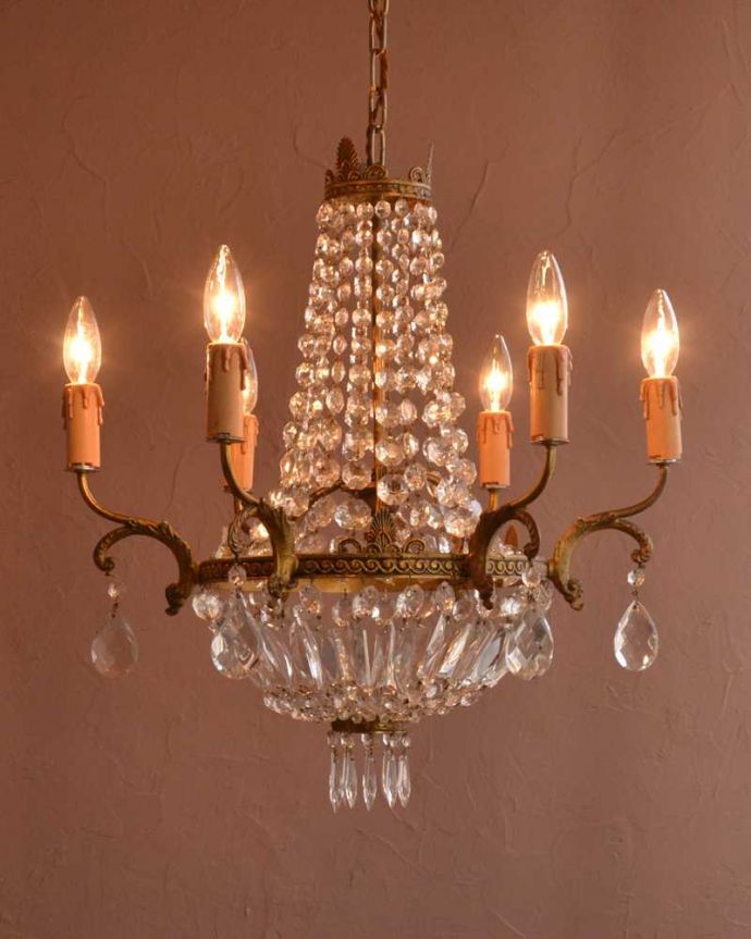 アンティークのシャンデリア