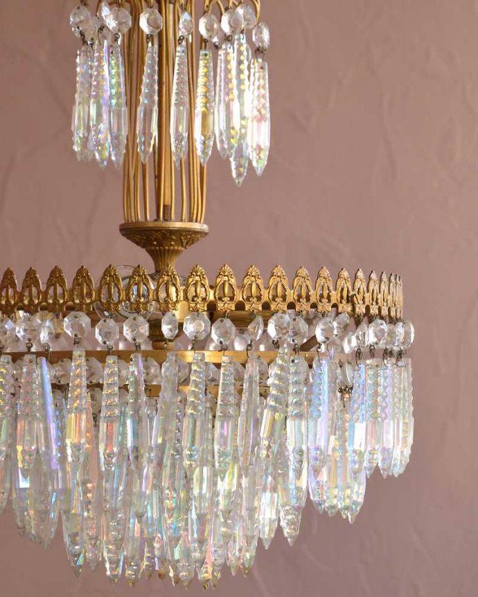 シャンデリア　照明・ライティング　豪華な輝きのフランスアンティークシャンデリア(3灯)(E17丸球付) 。。(h-740-z)