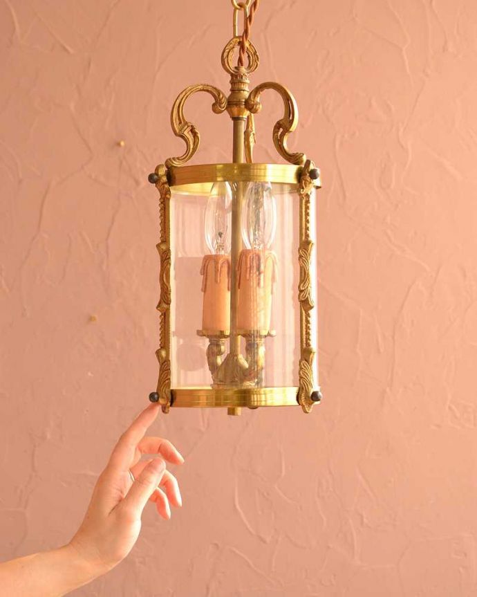 シャンデリアの灯り