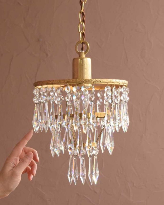 シャンデリア　照明・ライティング　フランスから到着した優雅な美しいアンティークシャンデリア(1灯)(E26球付)。。(h-745-z)