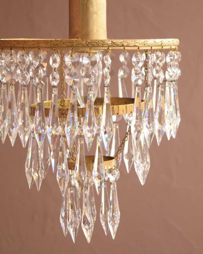 シャンデリア　照明・ライティング　フランスから到着した優雅な美しいアンティークシャンデリア(1灯)(E26球付)。。(h-745-z)