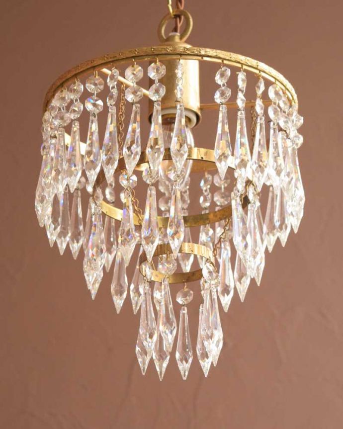 シャンデリア　照明・ライティング　フランスから到着した優雅な美しいアンティークシャンデリア(1灯)(E26球付)。。(h-745-z)