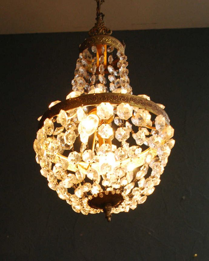 シャンデリア　照明・ライティング　フランスで見つけたアンティークのシャンデリア(2灯)(E17シャンデリア球付)。。(h-750-z)