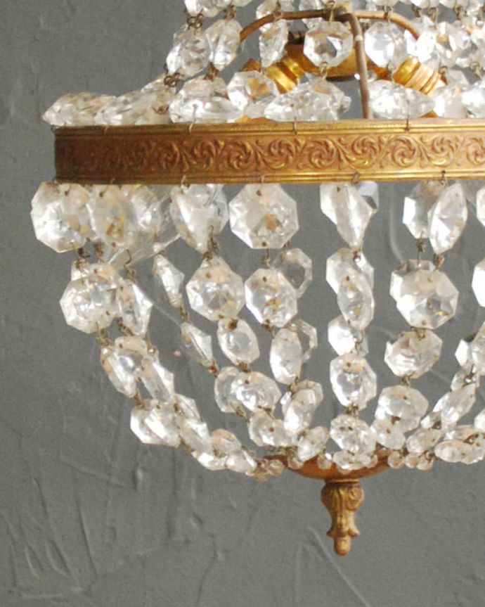 シャンデリア　照明・ライティング　フランスで見つけたアンティークのシャンデリア(2灯)(E17シャンデリア球付)。。(h-750-z)