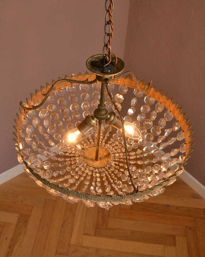 シャンデリア　照明・ライティング　フランスで見つけたアンティークのシャンデリア(2灯)（Ｅ17シャンデリア球付） 。。(h-753-z)