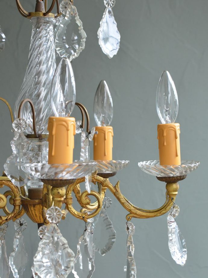 修復後のアンティークシャンデリア