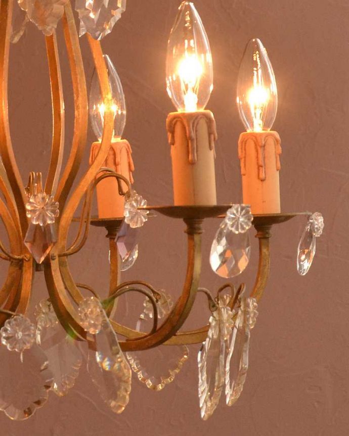 アンティークのシャンデリア