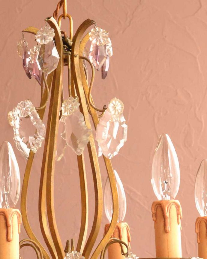 シャンデリアのガラスパーツ