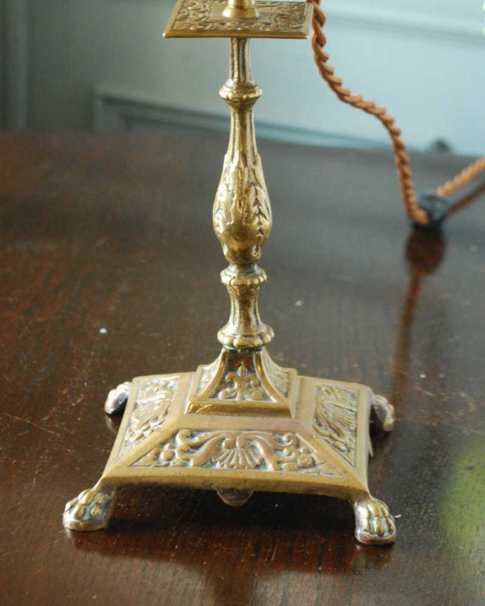 スタンドライト　照明・ライティング　フランスで見つけたアンティークテーブルランプ(E17シャンデリア球付き) 。。(h-771-z)