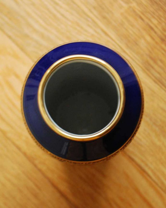 アンティーク 陶磁器の雑貨 アンティーク雑貨 フランスリモージュ(Limoges)コバルトブルーが美しいフラワーベース(花器)。上から見るとこんな感じです。(h-805-z)