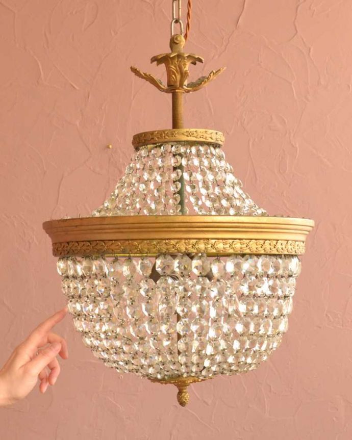 シャンデリアの灯り