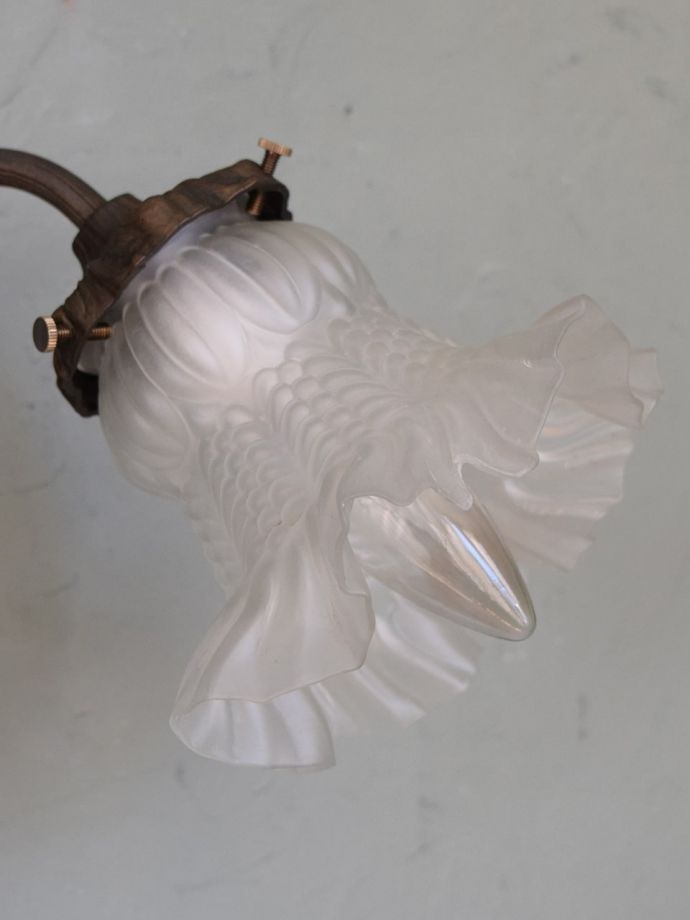 アンティークのガラスシェード