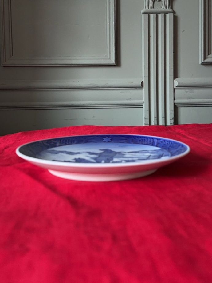 おしゃれなイヤープレート