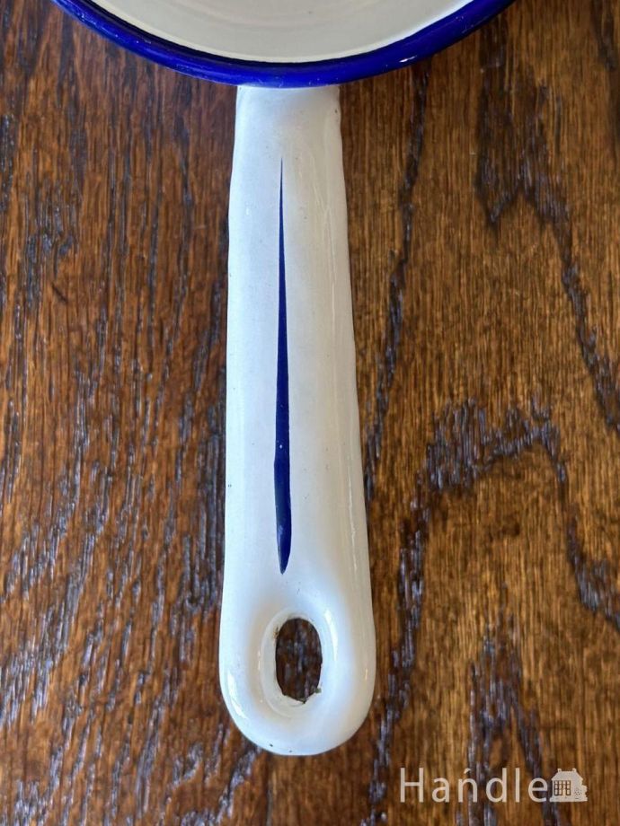 フランスで買い付けたおしゃれなアンティークのホウロウ、BB社の