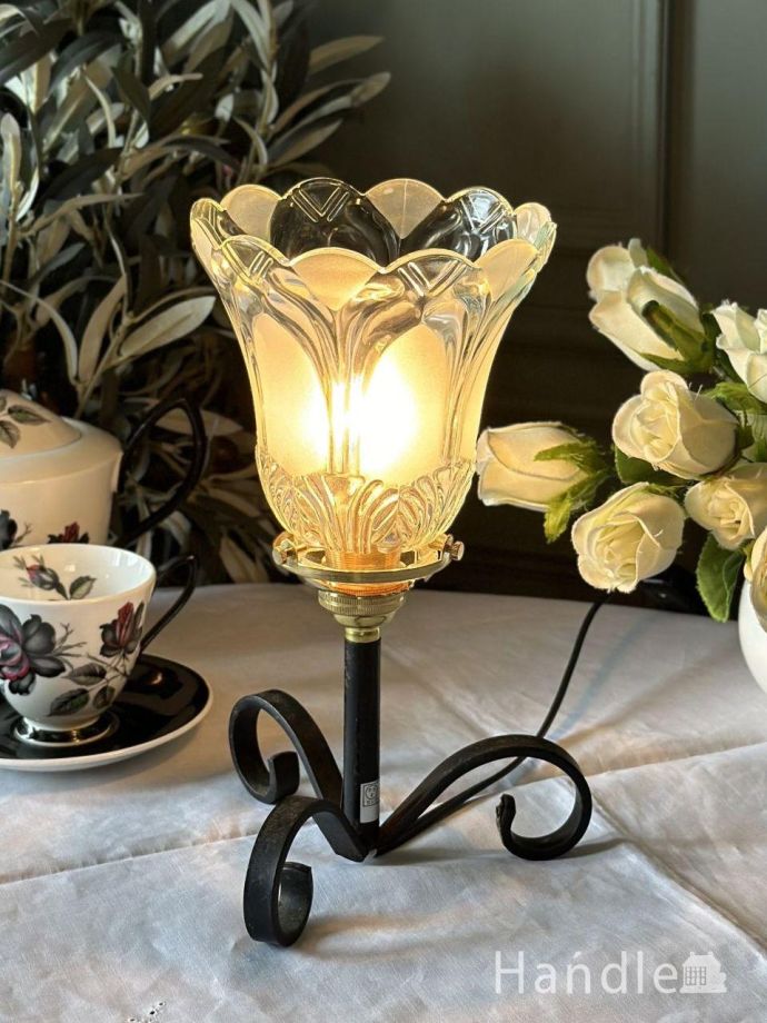 アンティークの照明、テーブルランプ