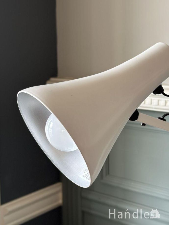 アングルポイズのシェード