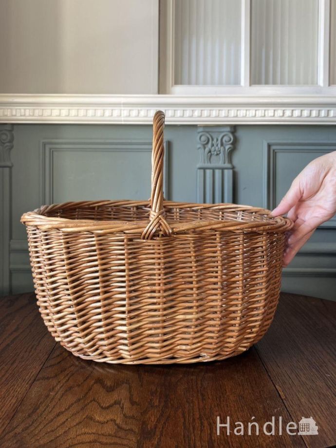 おしゃれな持ち手付きパニエ