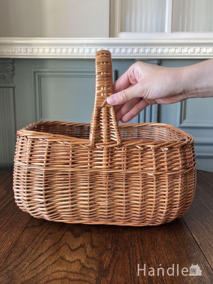 おしゃれな持ち手付きパニエ