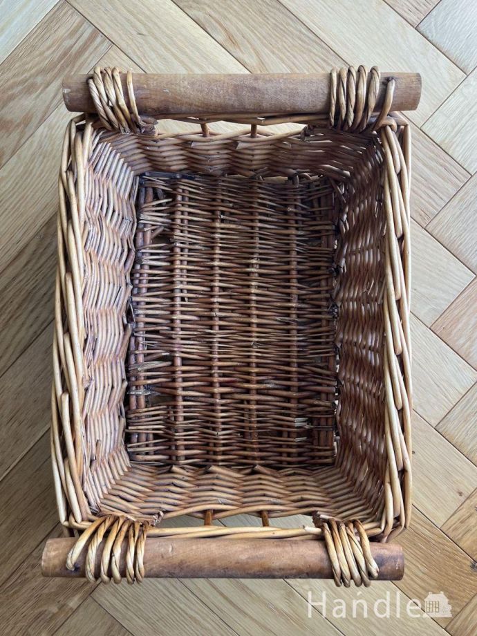 バスケットの中