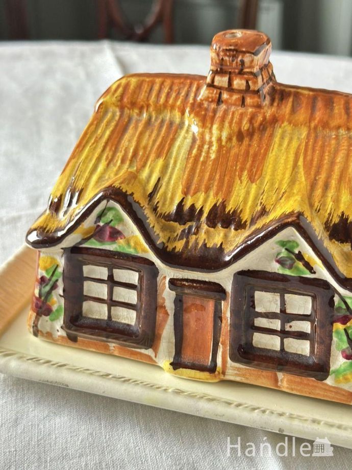 アンティークのバターディッシュ