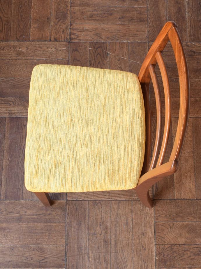 ビンテージチェアの座面