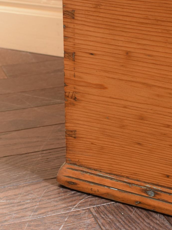 アンティーク家具の脚