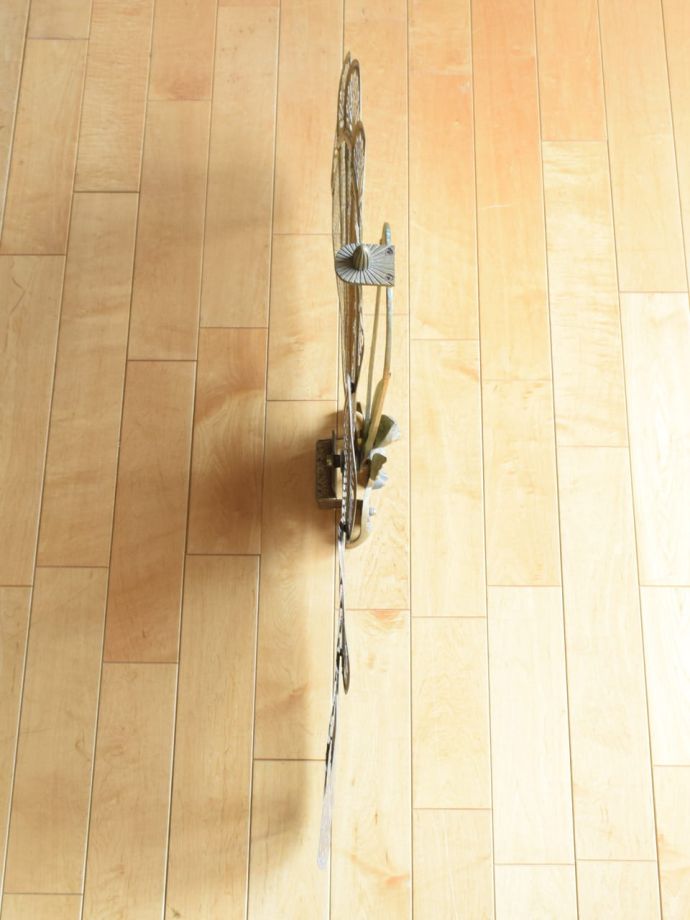 スクリーンを上から見ると