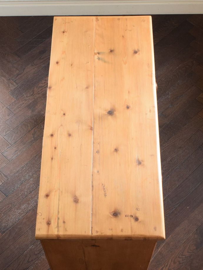 アンティークチェストの天板