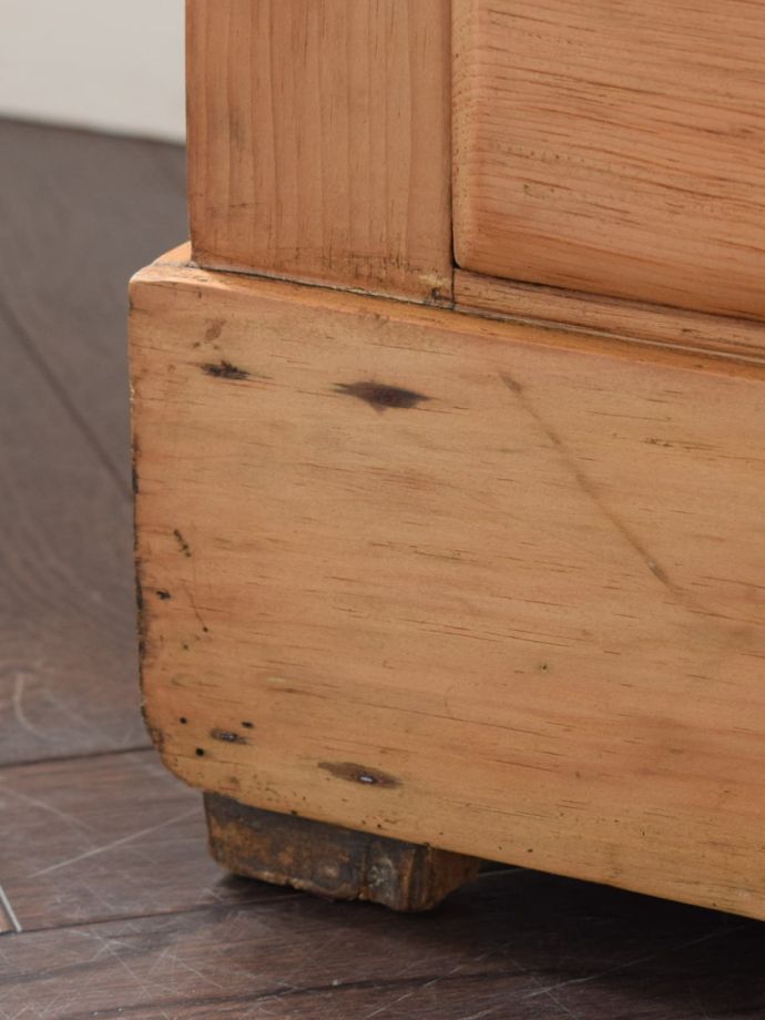 アンティーク家具の脚