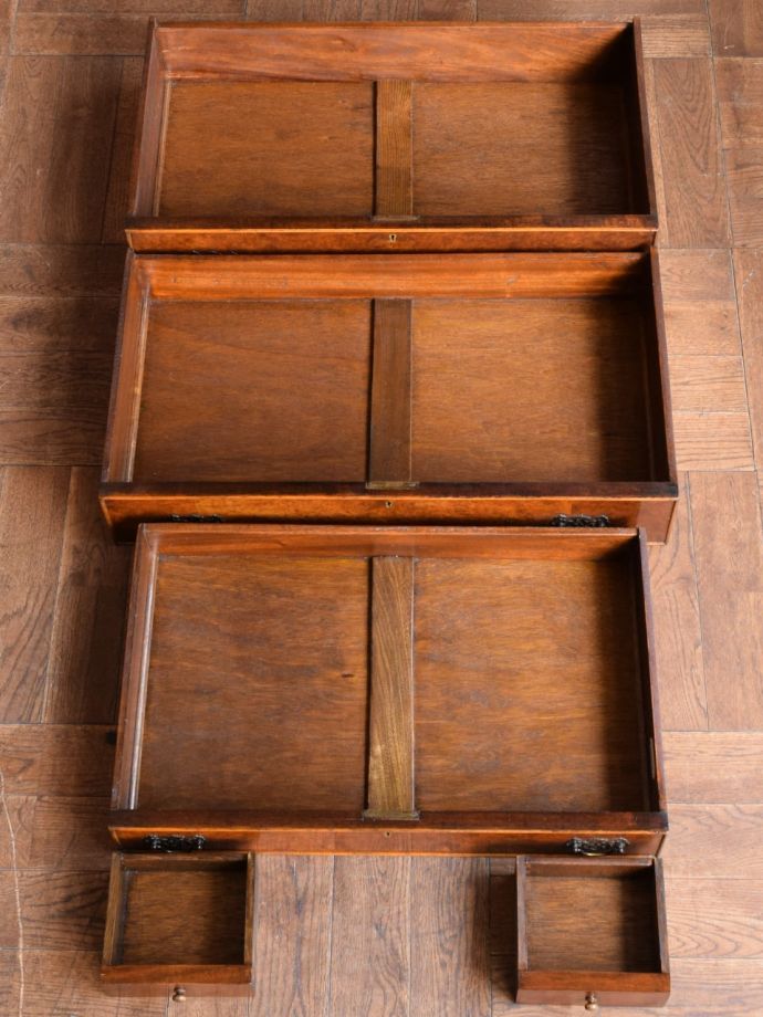 ビューローの引き出し