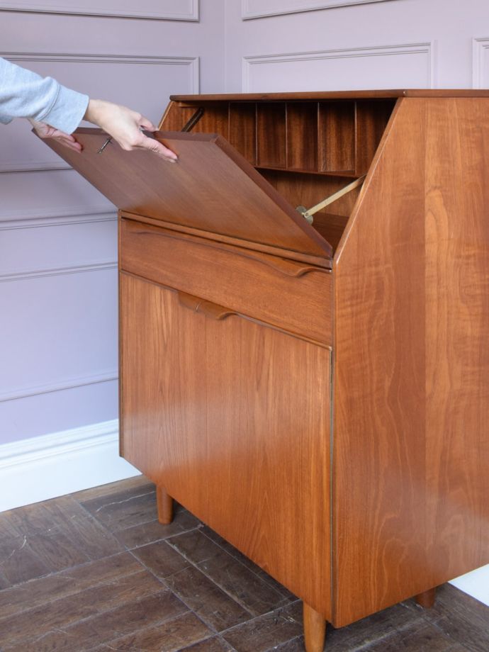 おしゃれな書斎デスク