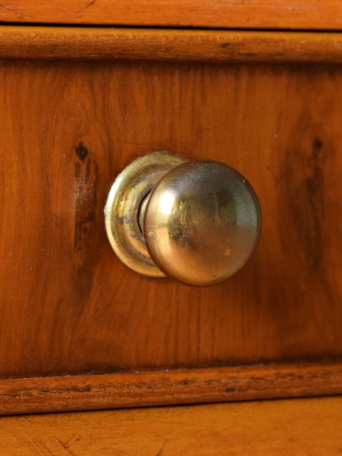 アンティーク家具の取っ手