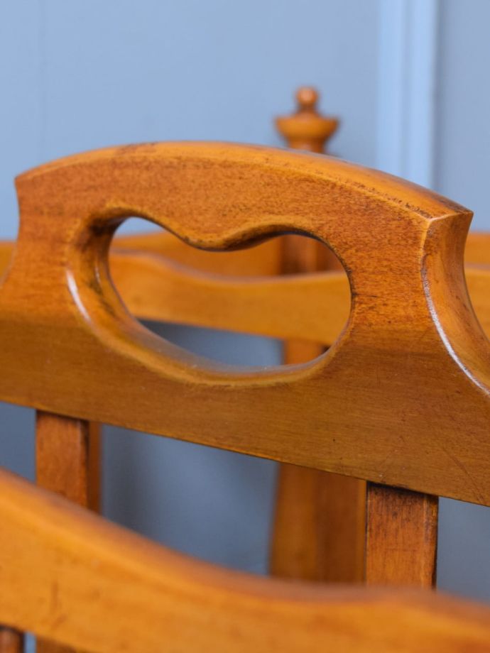 マガジンラックの持ち手