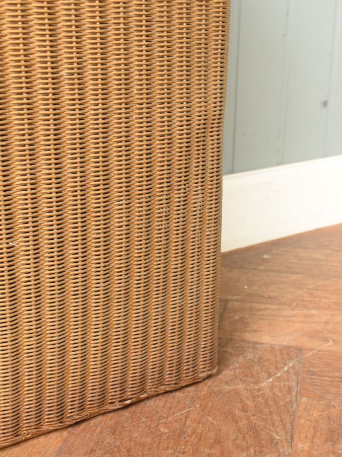 アンティーク家具の脚