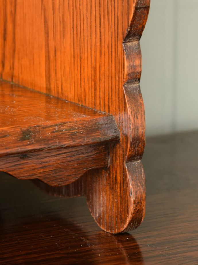 アンティーク家具の脚