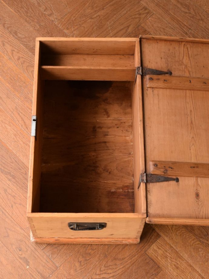 ブランケットボックスの中