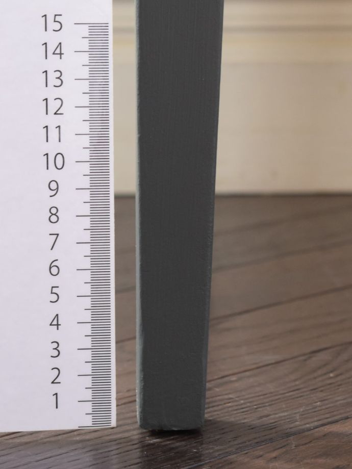 アンティーク家具の脚