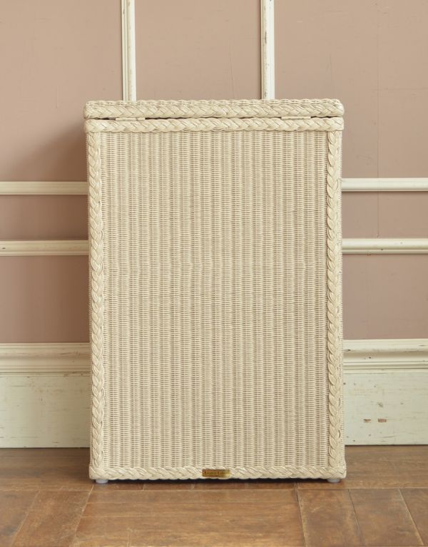 オリジナルロイド Handleオリジナル ロイドルームランドリーボックス(Resort White)。こちら側も、もちろんキレイです!後ろから見るとこんな感じです。(hol-08rw)