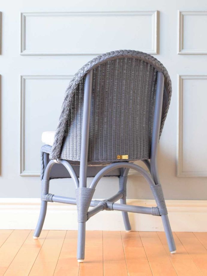 ロイドルームチェアの後ろ姿