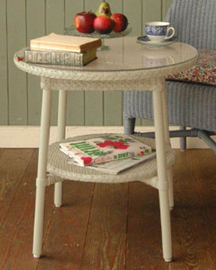 オリジナルロイド Handleオリジナル ロイドルームテーブル(Resort White)。昔から愛され続けるロイドルーム1917年に開発されたロイドルームはワイヤーに紙を巻きつけて作られた画期的な家具。(hol-06rw)