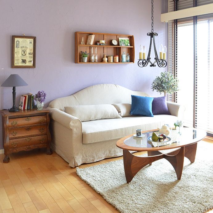 アンティーク家具に似合うオシャレなソファ