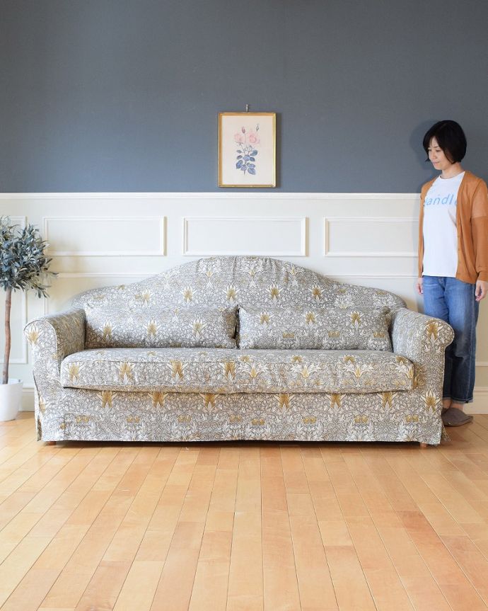 アンティークに似合うオシャレなソファ