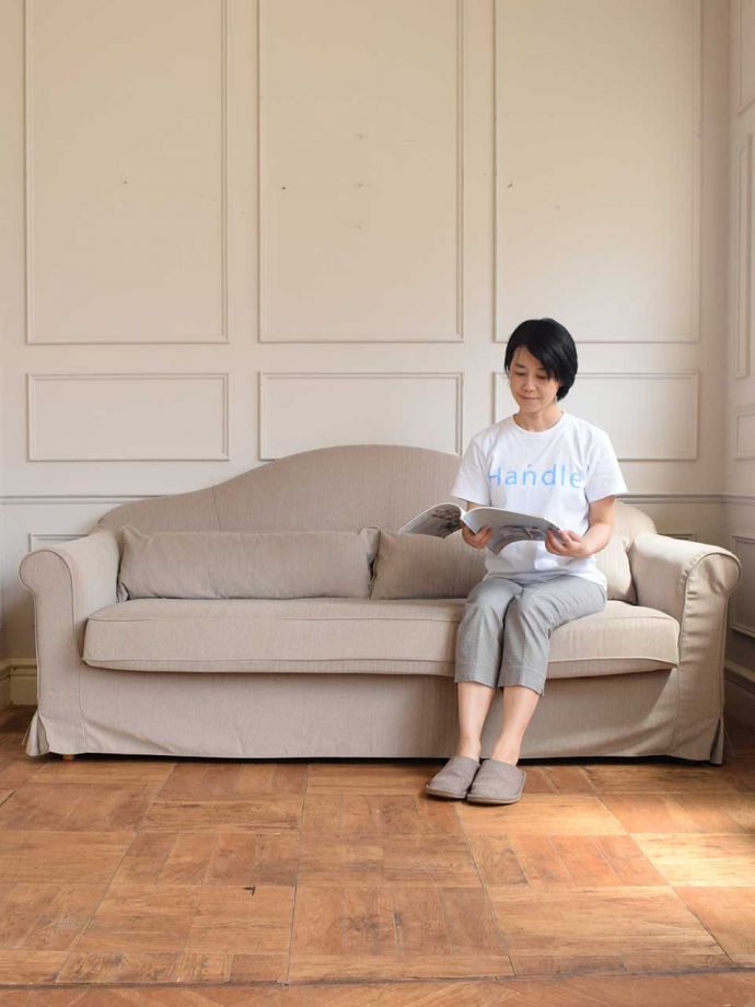 ペットと座れる3人掛けのソファ