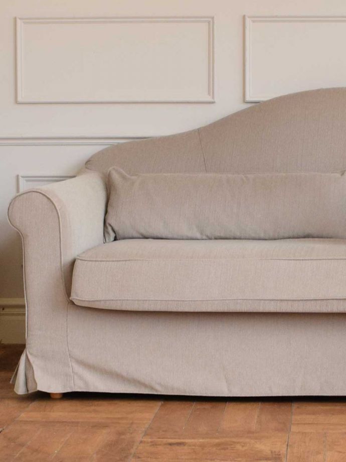 おしゃれなペット用のソファ